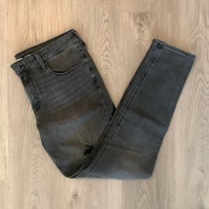 Old Navy Rockstar Super Skinny Jeans